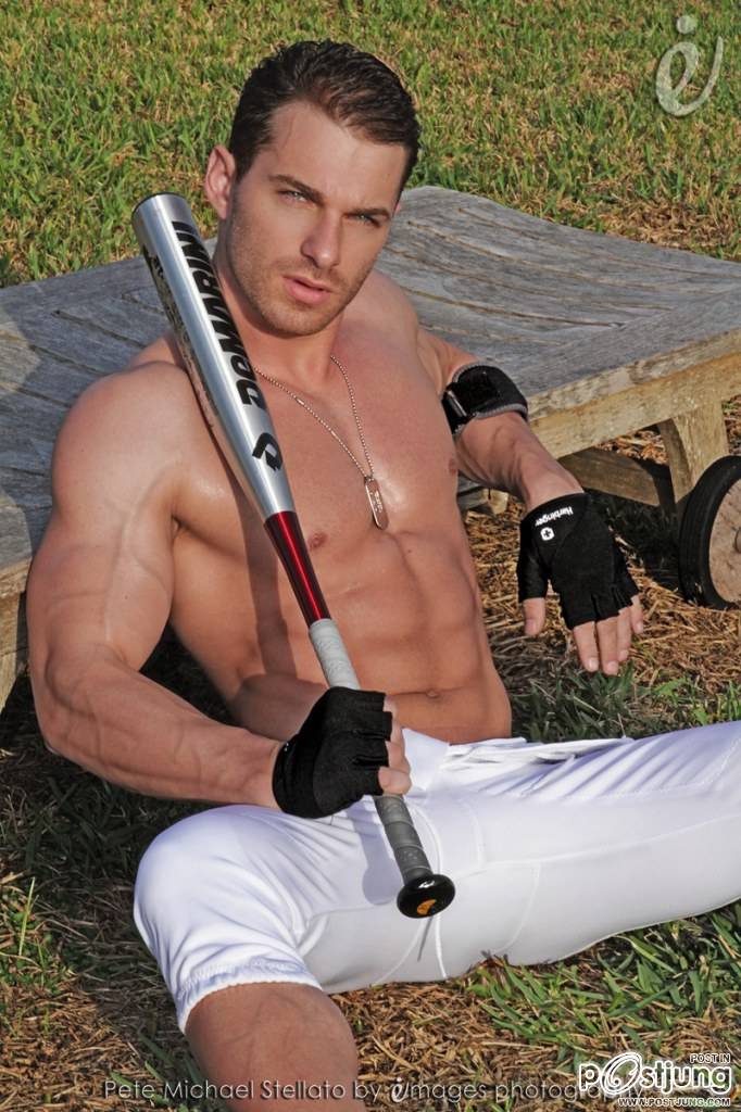 คนดังอกแน่นๆ