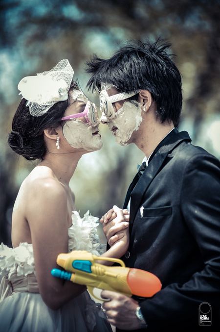 ชุ่มฉ่ำ! กับแฟชั่น ภาพถ่ายพรีเวดดิ้งเก๋ ๆ ในวันสงกรานต์