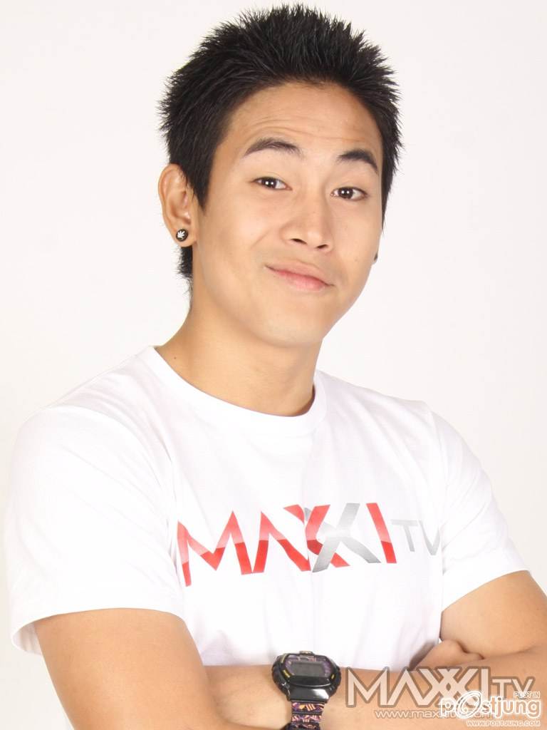 บอย ปิยะ ตี๋หน้าใส(เอายู่)