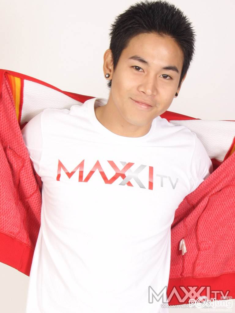 บอย ปิยะ ตี๋หน้าใส(เอายู่)