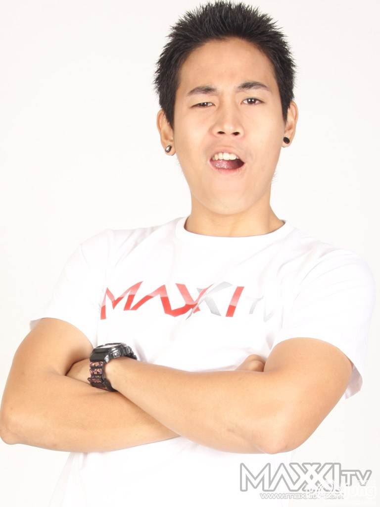 บอย ปิยะ ตี๋หน้าใส(เอายู่)