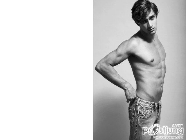 FROM FLORIANOPOLIS THE GORGEOUS JOEL BURGER