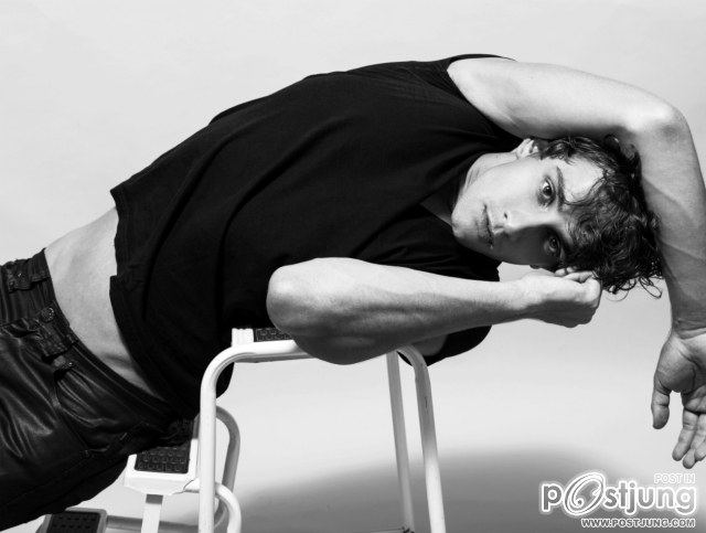 FROM FLORIANOPOLIS THE GORGEOUS JOEL BURGER