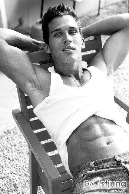 Alexandre Le&atilde;o and a little more of Paco