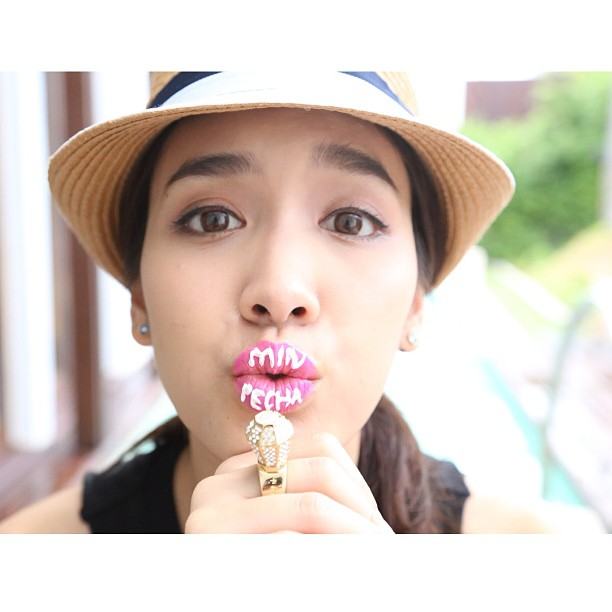 น่ารักโฮก! เที่ยวพักผ่อนชิล ๆ ในวันสบาย ๆ ของมิน พีชญา