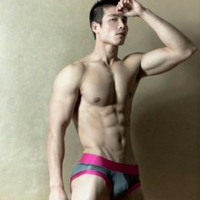 พ่อหนุ่ม หุ่นฟิน 46 !!