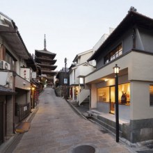 Weaving new life into an old tradition | Otsuka Gofukuten by Yusuke Seki