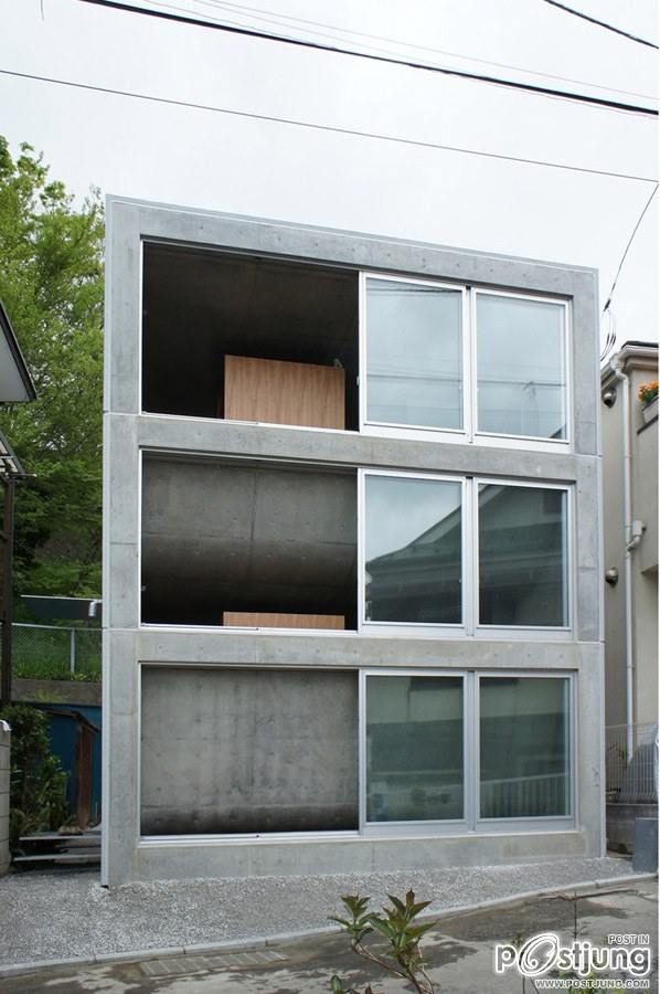 House in Zushi by Takeshi Hosaka