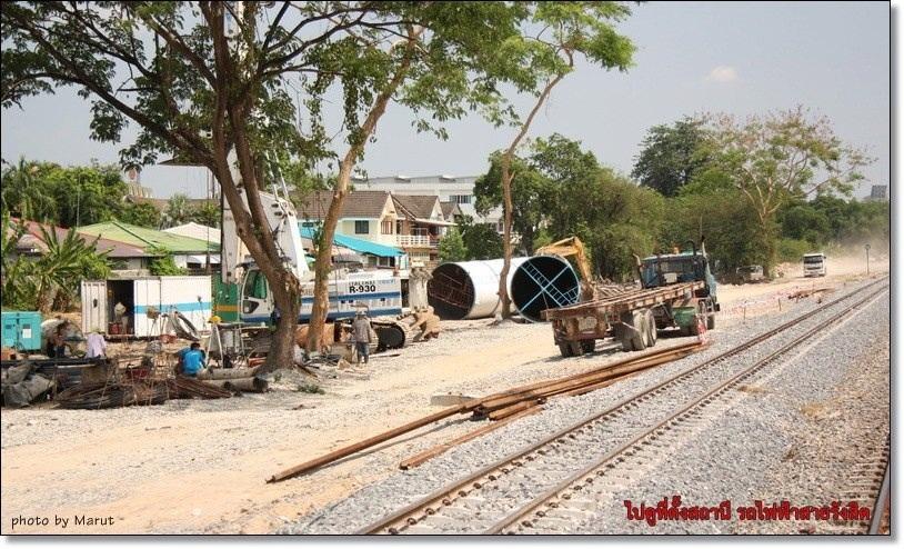 เริ่มแล้วค่ะรถไฟฟ้าสายสีแดงบางซื่อ-รังสิต