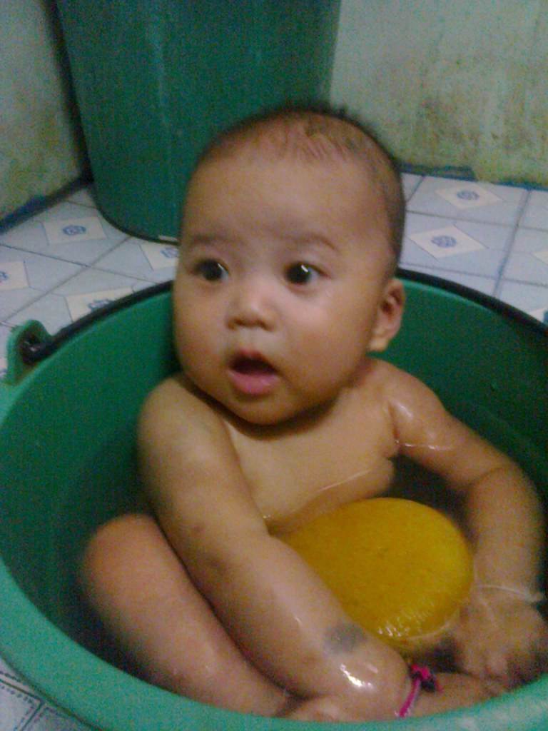 มาอาบกับน้องเอยกันเถอะ!!!!!