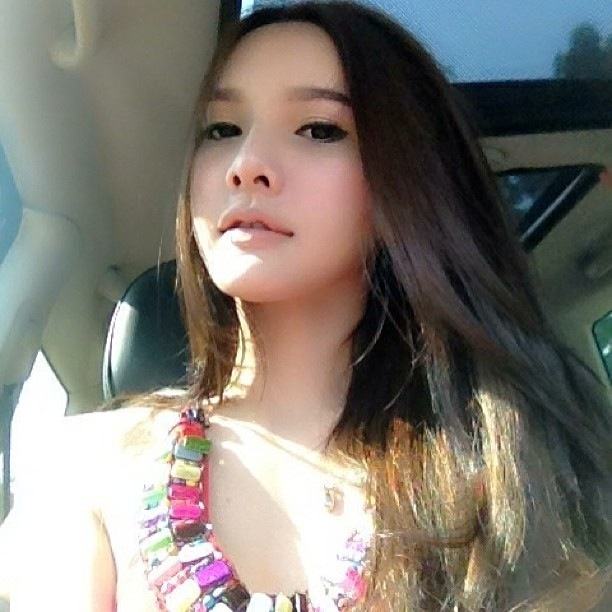 หนิง ผู้เข้าประกวดMiss Tiffany 2013 (สวย น่ารักมาก)