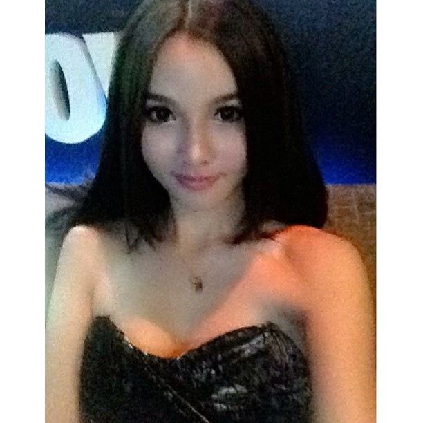 หนิง ผู้เข้าประกวดMiss Tiffany 2013 (สวย น่ารักมาก)