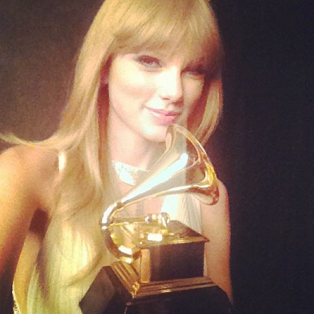 มาส่อง IG ของดารานักร้องระดับโลกกันบ้าง Taylor Swift !