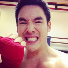 หนุ่มตี๋ที่น่าแซ่บ