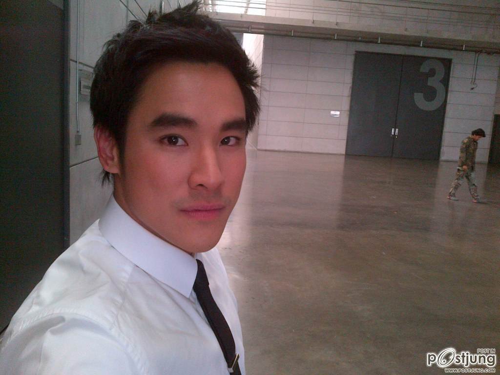 หนุ่มตี๋ที่น่าแซ่บ