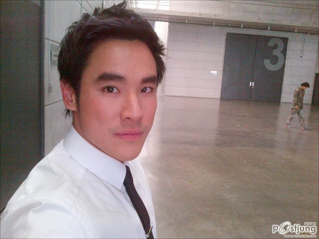 หนุ่มตี๋ที่น่าแซ่บ