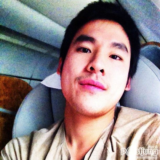 หนุ่มตี๋ที่น่าแซ่บ