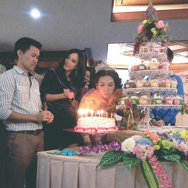 อั้ม @งานฉลองวันเกิดคุณโจม พัชราวรรธณ์ !!