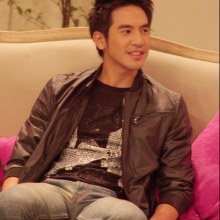 ผู้ชายผลัดกันชม 47 คล้าวหรือจะสู้คุณชายปวรรุจ