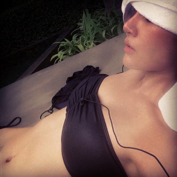 อู้หู! ญาญ่าญิ๋ง อวดหุ่นสุดเป๊ะในชุดบิกินี่ เซ็กซี่เว่อร์