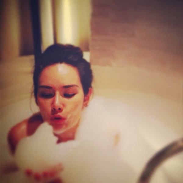 อู้หู! ญาญ่าญิ๋ง อวดหุ่นสุดเป๊ะในชุดบิกินี่ เซ็กซี่เว่อร์