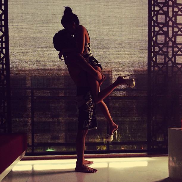 ใบเตย อาร์สยาม แจง ภาพนัวเนียผู้ชายใต้น้ำ แค่หาจากเน็ต