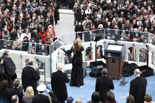Beyonce star spangled banner 2013