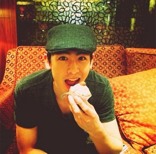 [คลิป] นิชคุณ ร้องไห้ กลางเวทีคอนเสิร์ตขอโทษ ต่อเหตุการณ์เมาแล้วขับ!