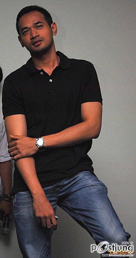 รวมมิตรหนุ่มมาดเข้ม