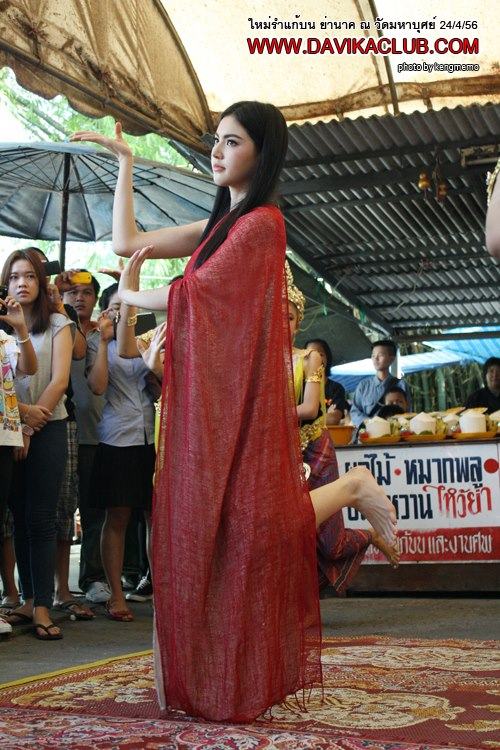 ใหม่ ดาวิกา รำแก้บนหนังพี่มากฯ พุ่ง 500 ล้าน