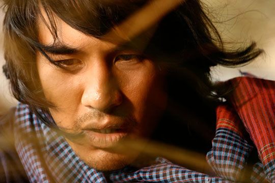 กรี๊ดด พี่โป๊ป ธนวรรธน์ กับบทเลิฟซีน จากหนัง October Sonata รักที่รอคอย