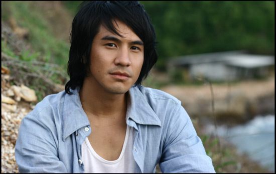 กรี๊ดด พี่โป๊ป ธนวรรธน์ กับบทเลิฟซีน จากหนัง October Sonata รักที่รอคอย