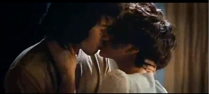 กรี๊ดด พี่โป๊ป ธนวรรธน์ กับบทเลิฟซีน จากหนัง October Sonata รักที่รอคอย