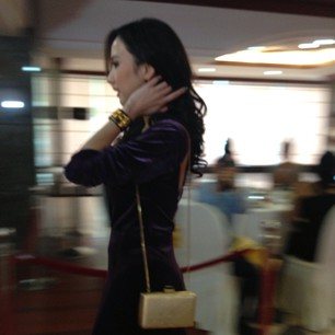 อัพเดท >>อั้ม พัชราภา กับ กระเป๋า ใบเล็ก แต่ราคาแพงงงงมากกกกกกกมหาโหดดดดดดดดดดดดดดดดดดดดด