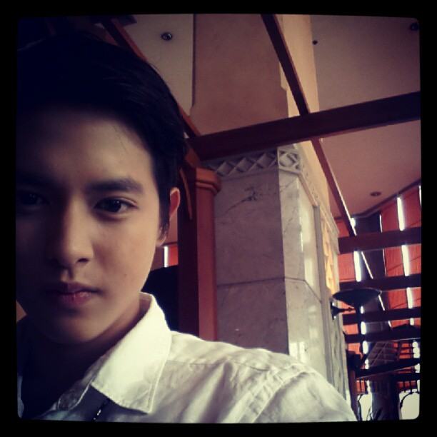 เจมส์ จิรายุ