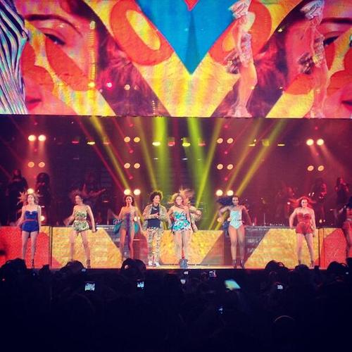 beyonce live grown woman