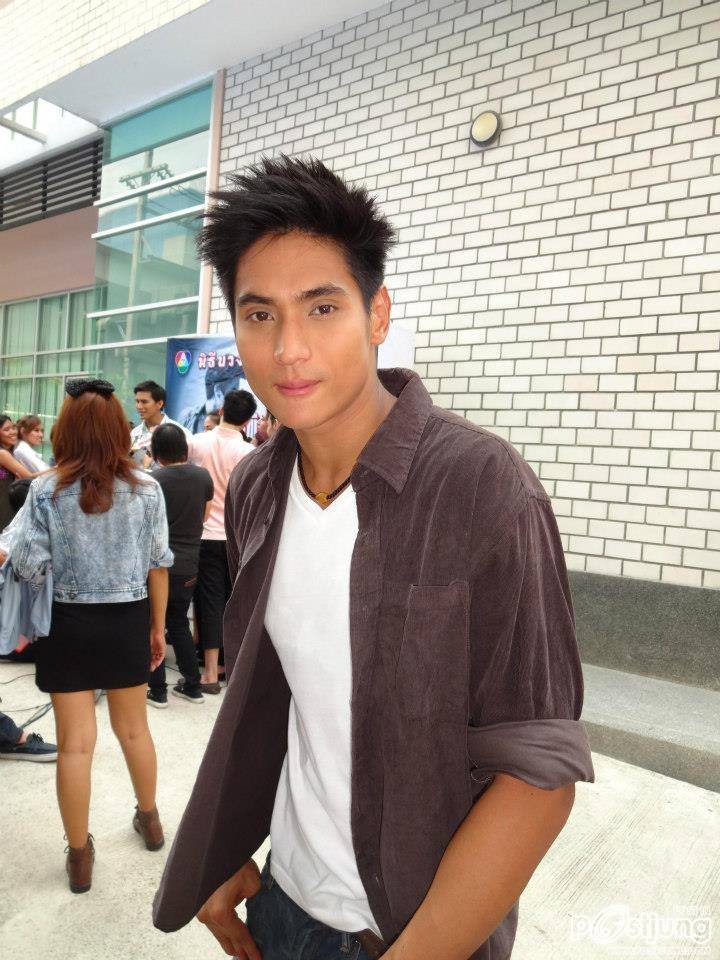 พี่ธันธ์  หล่อจุง