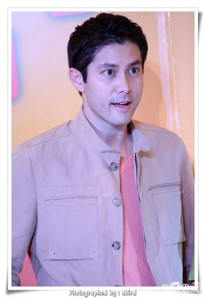 ยิ้มน่ารักอบอุ่น