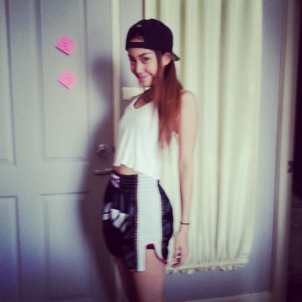 ไอเดีย ชุดออกกำลังกาย เก๋ ๆ สไตล์ดารา