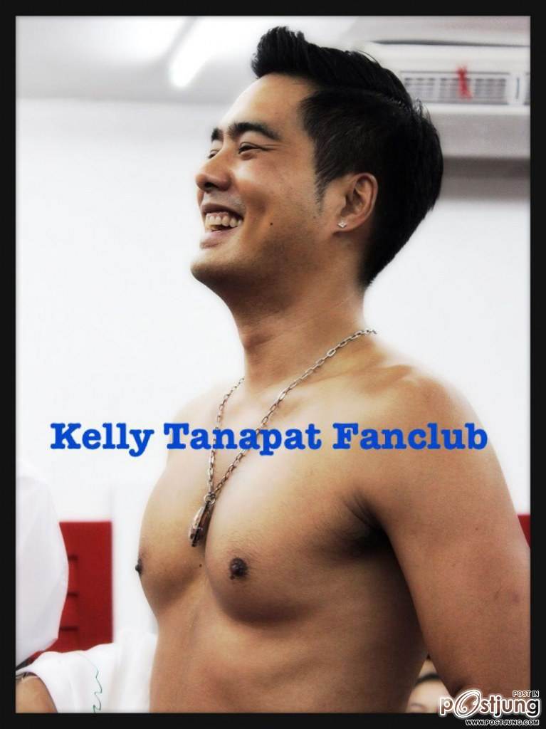 พี่เคลลี่..หล่อเป๊ะเวอร์มากๆ