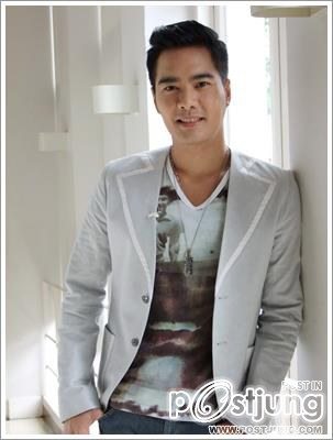 พี่เคลลี่..หล่อเป๊ะเวอร์มากๆ