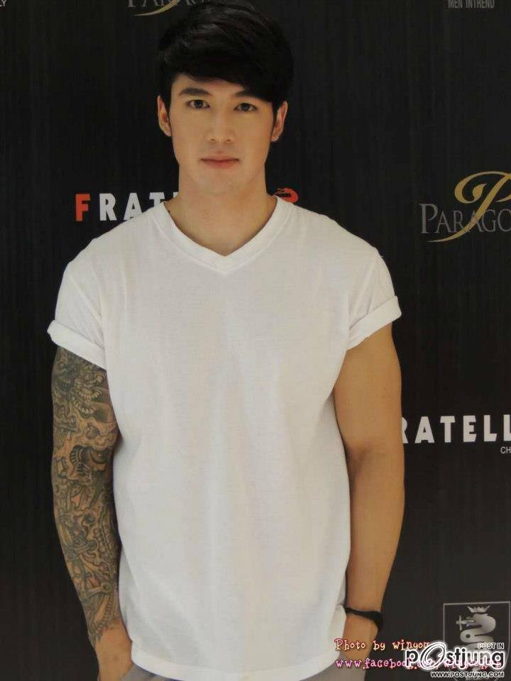 ตี๋หล่อล่ำ