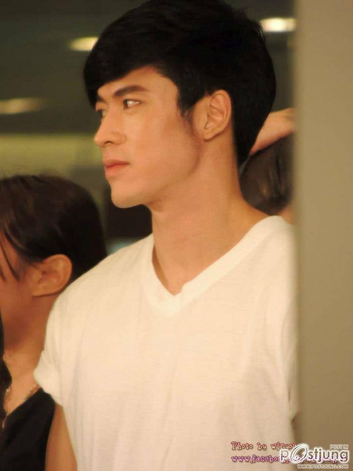 ตี๋หล่อล่ำ