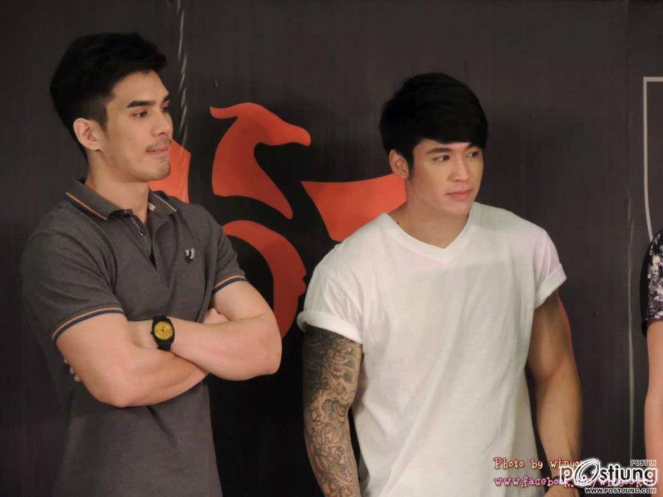 ตี๋หล่อล่ำ