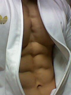 ถอดโชว์เรือนร่าง 228