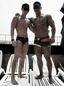 ถอดโชว์เรือนร่าง 228