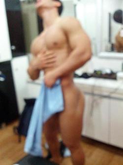 ถอดโชว์เรือนร่าง 228