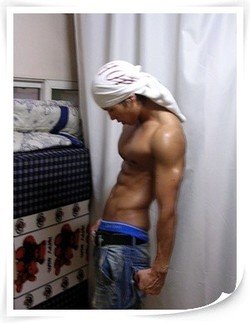 ถอดโชว์เรือนร่าง 228