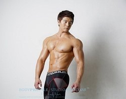 ถอดโชว์เรือนร่าง 228