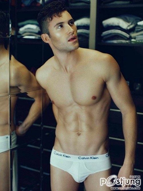 ถอดโชว์เรือนร่าง 234